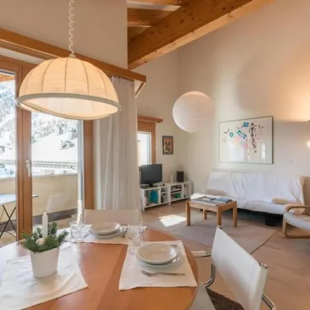 Chesa Cravunera By Interhome