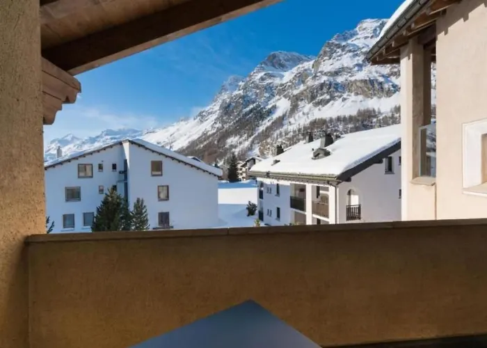 Апартаменты Chesa Cravunera By Interhome *